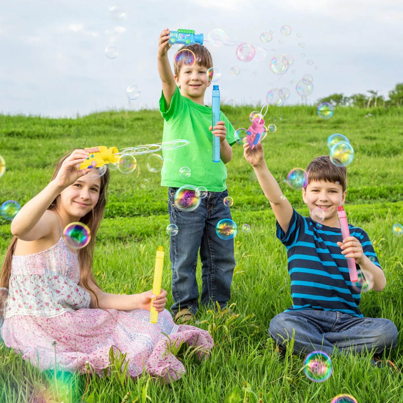 12PCS Macaron Ice Cream Truck Bubble Sticks Bubble Maker Party Favors