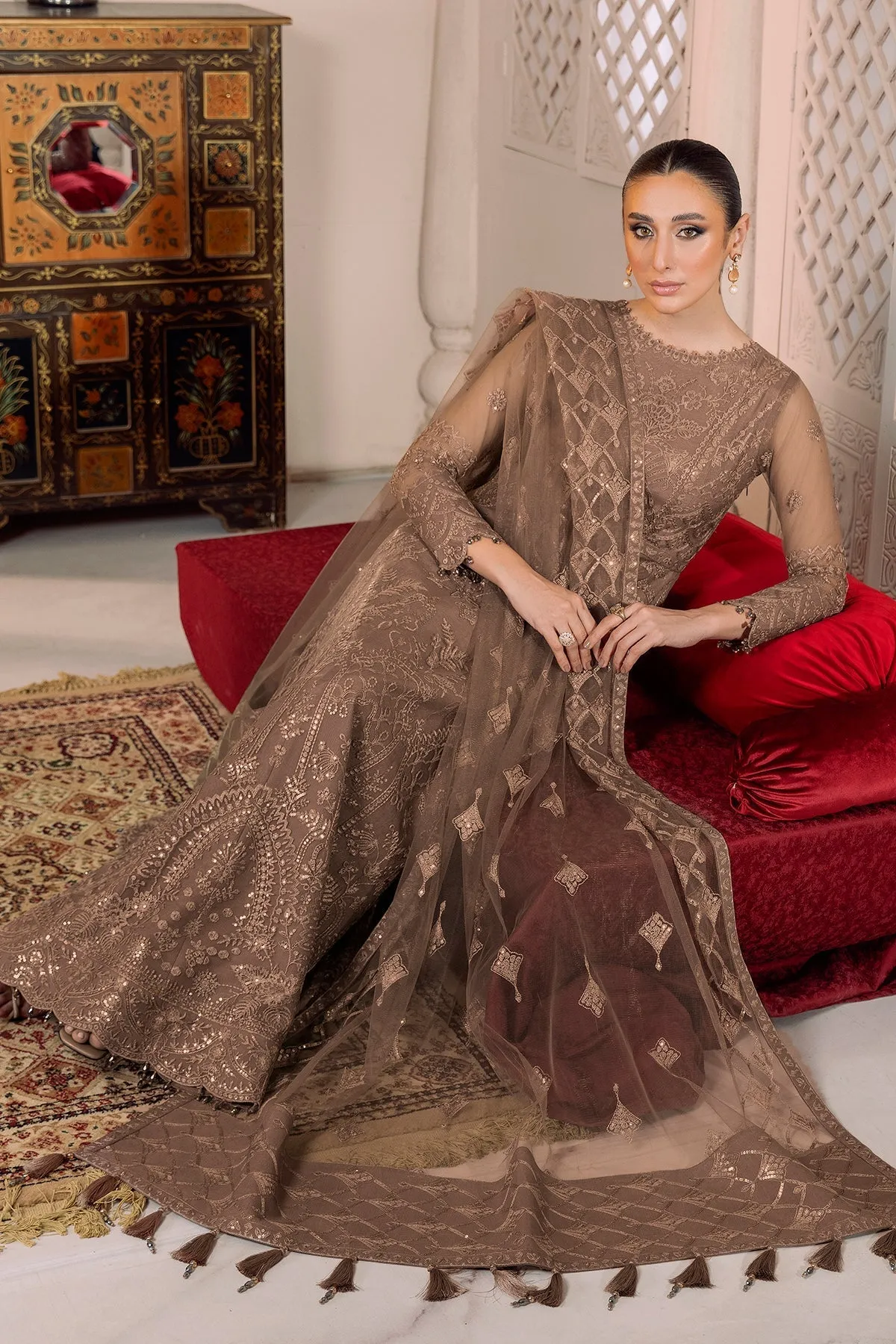 Alizeh Dua Luxury Formals – V01D05B- RYAN ( BEIGE )