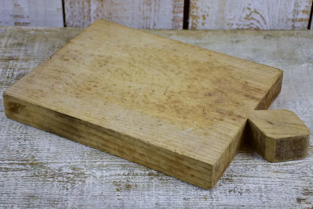 Antique chunky French cutting board 14½"