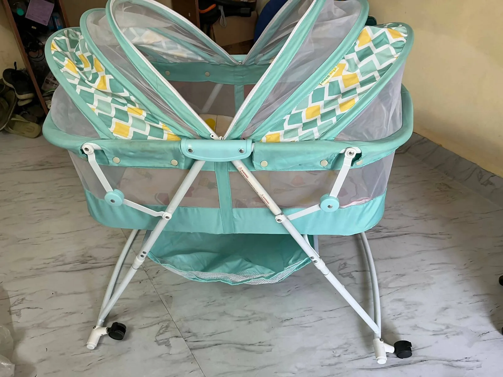 Bassinet Cum Rocker With Mosquito Net (Green)