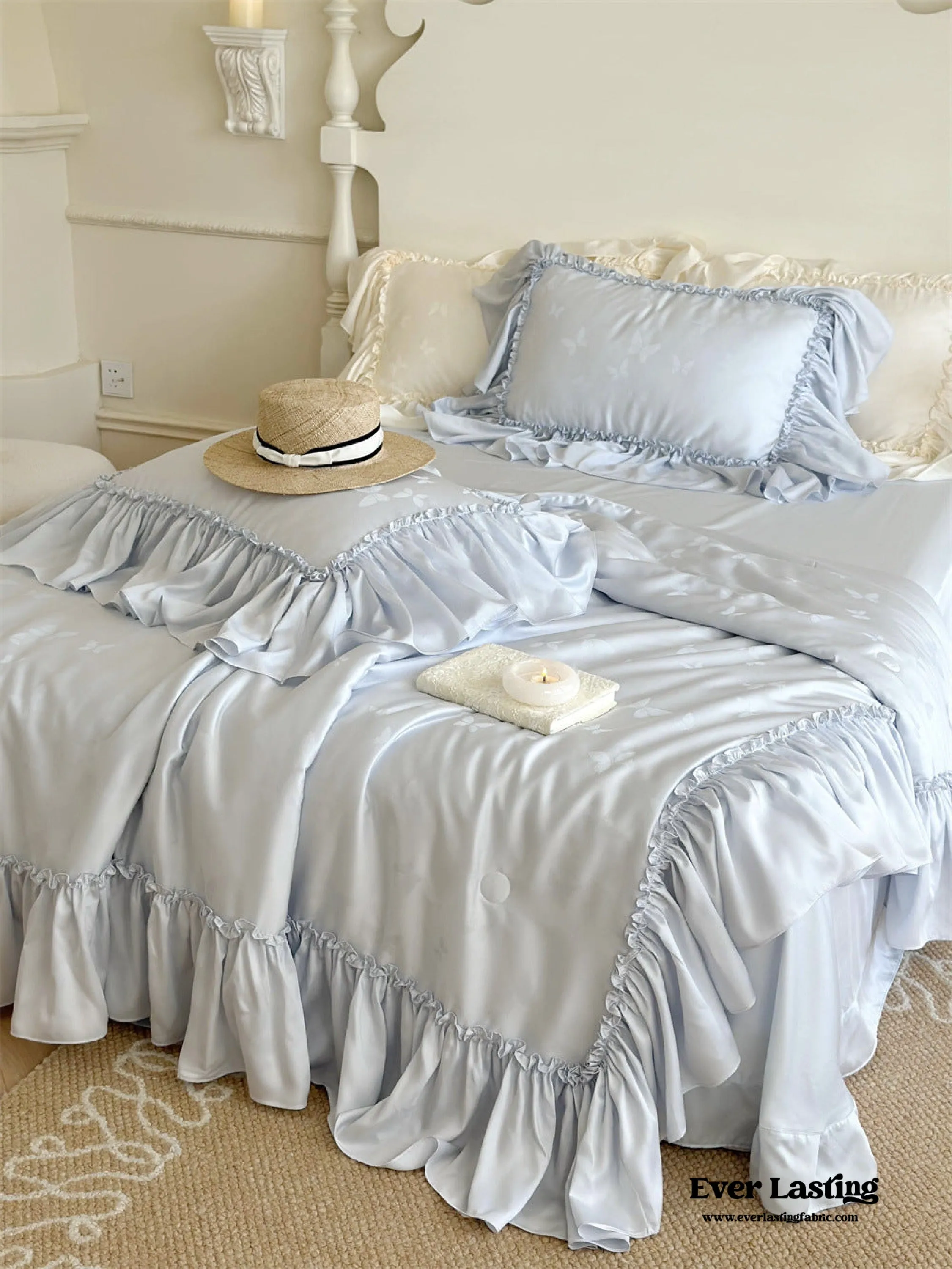 Butterfly Jacquard Tencel Blanket Set / Cream