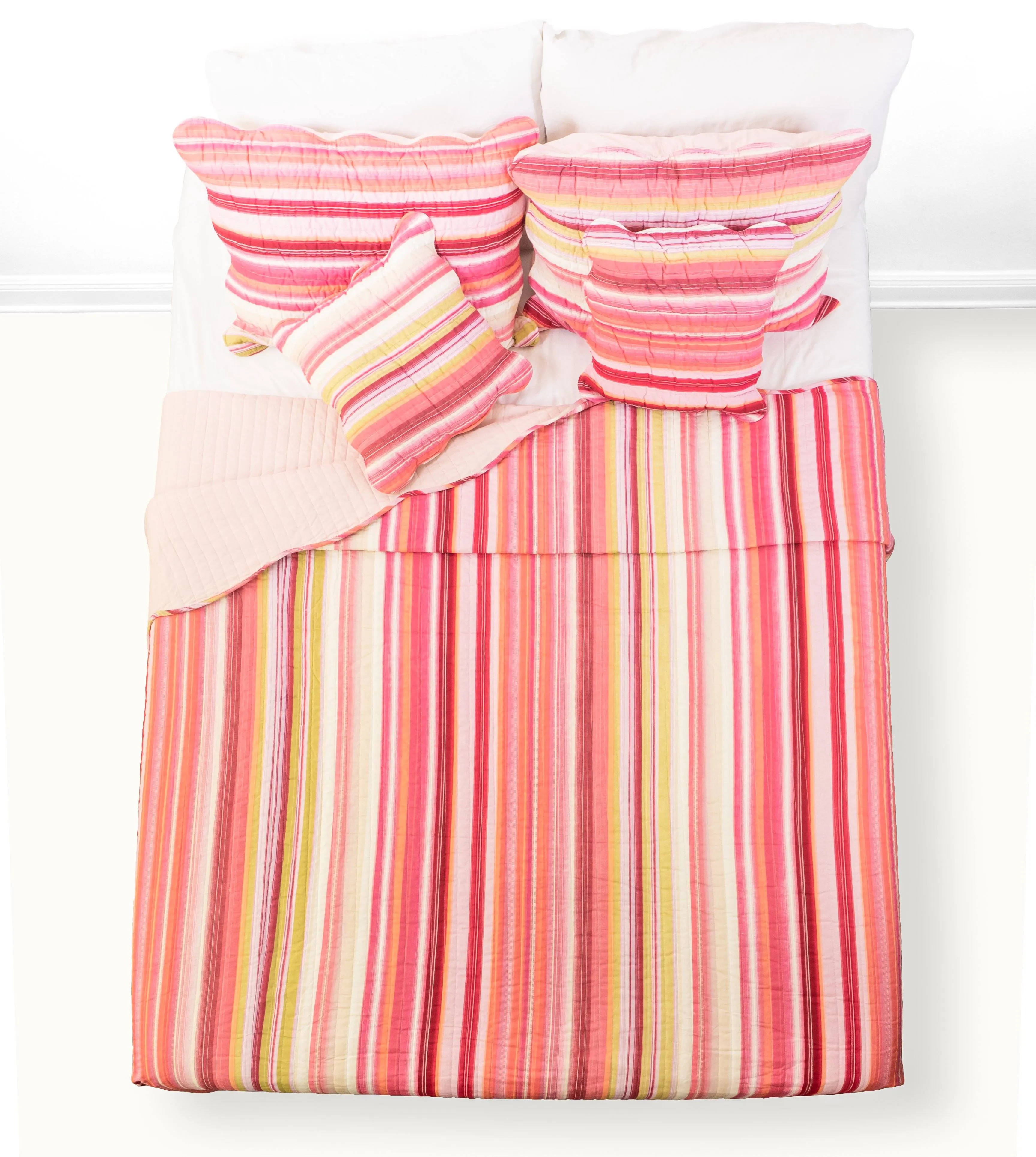 DaDa Bedding Multi-Red Pink Boho Summer Stripes Scalloped Lightweight Coverlet Bedspread Set (DXJ101824)