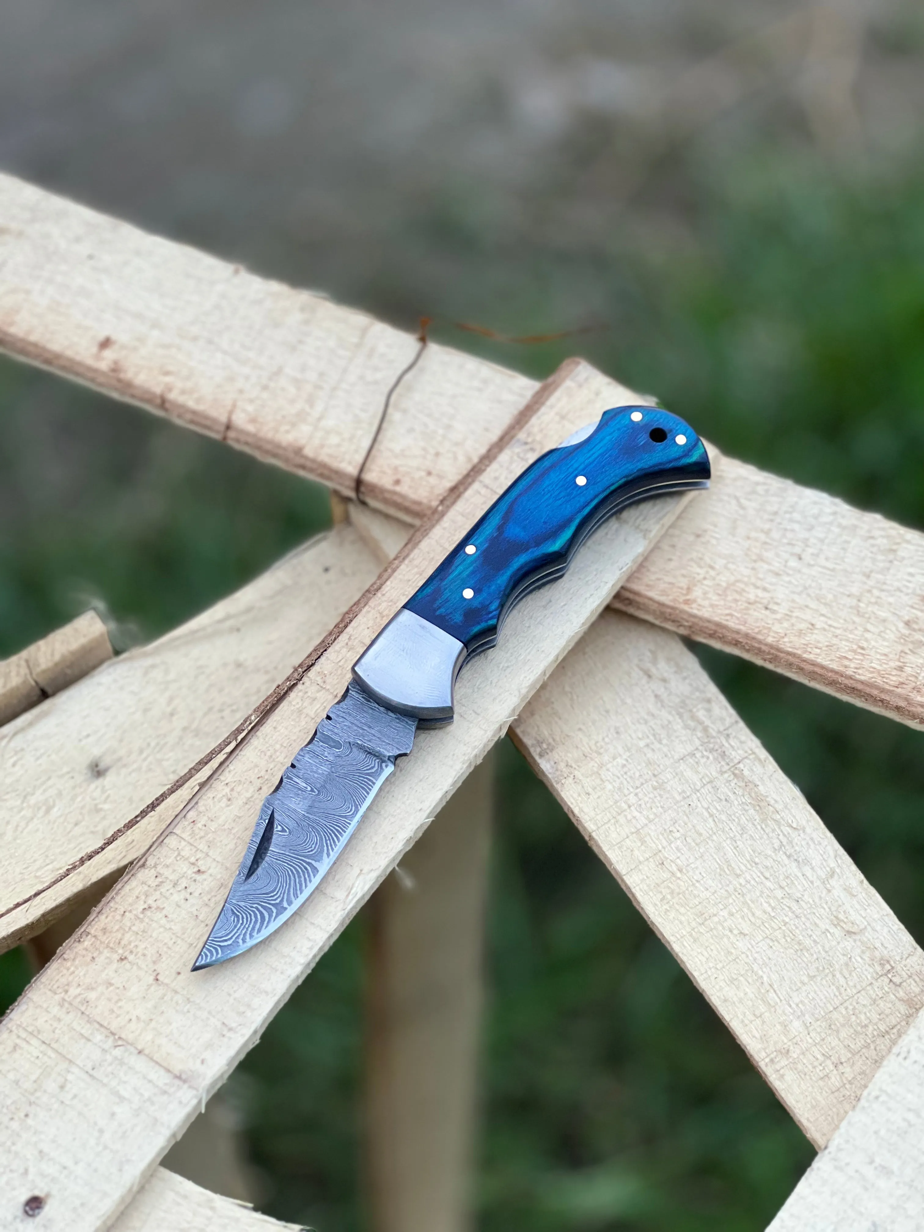 Handmade folding knife