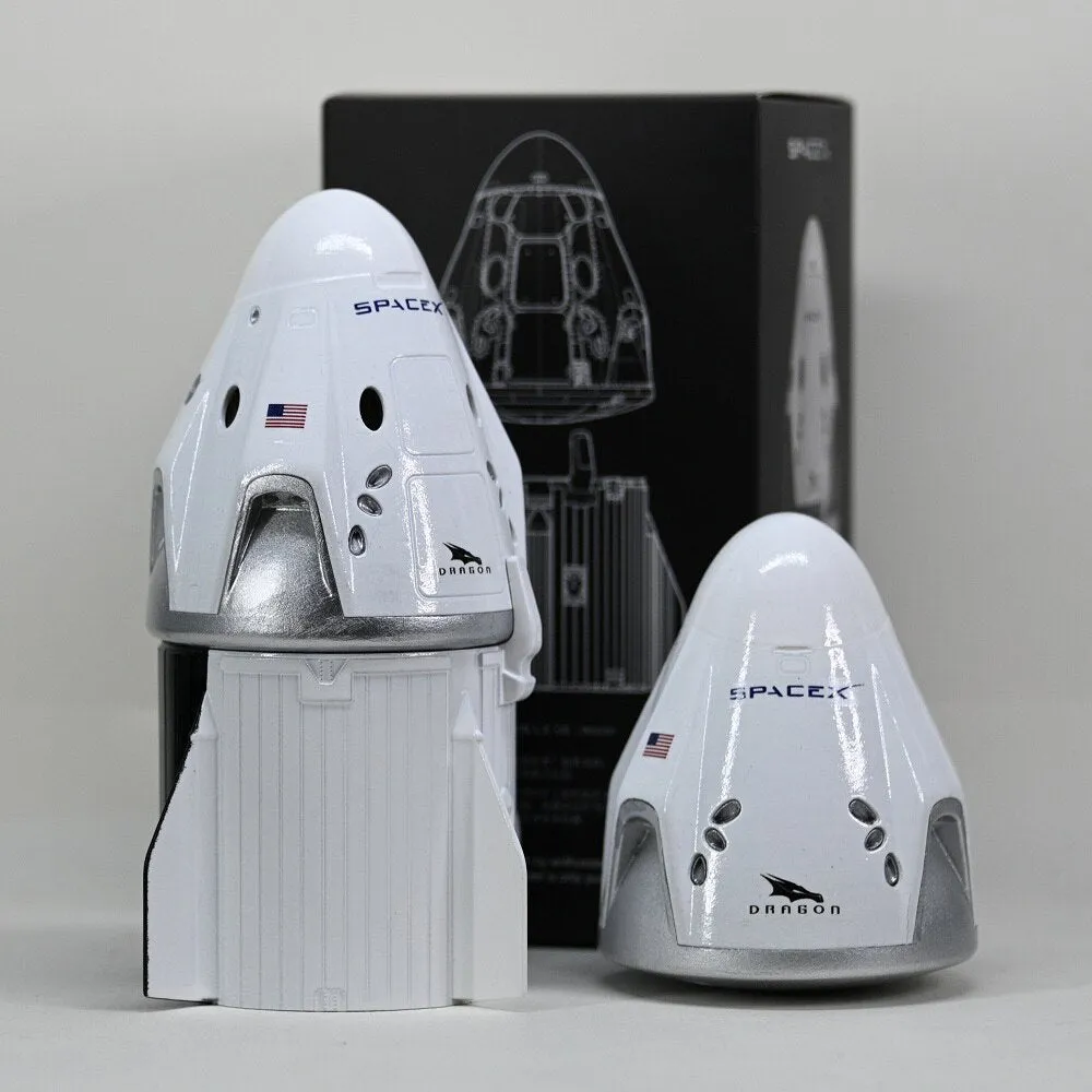 NASA Space  X Model Starship Rocket Dragon Astronaut Crew Madual Spacecraft Model Desk Top Display