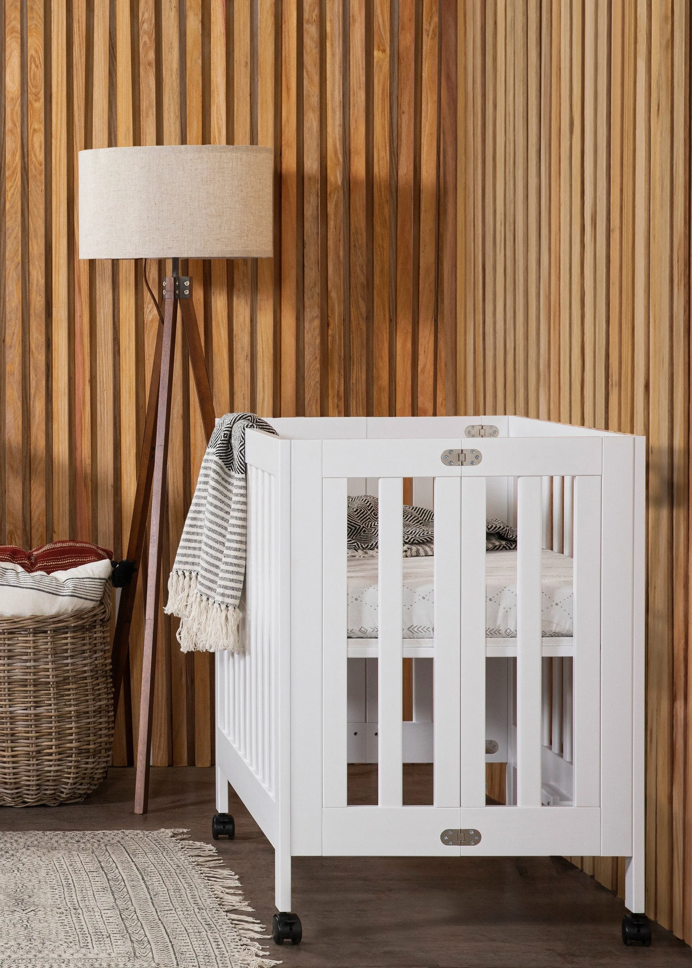 ORIGAMI MINI CRIB - WHITE