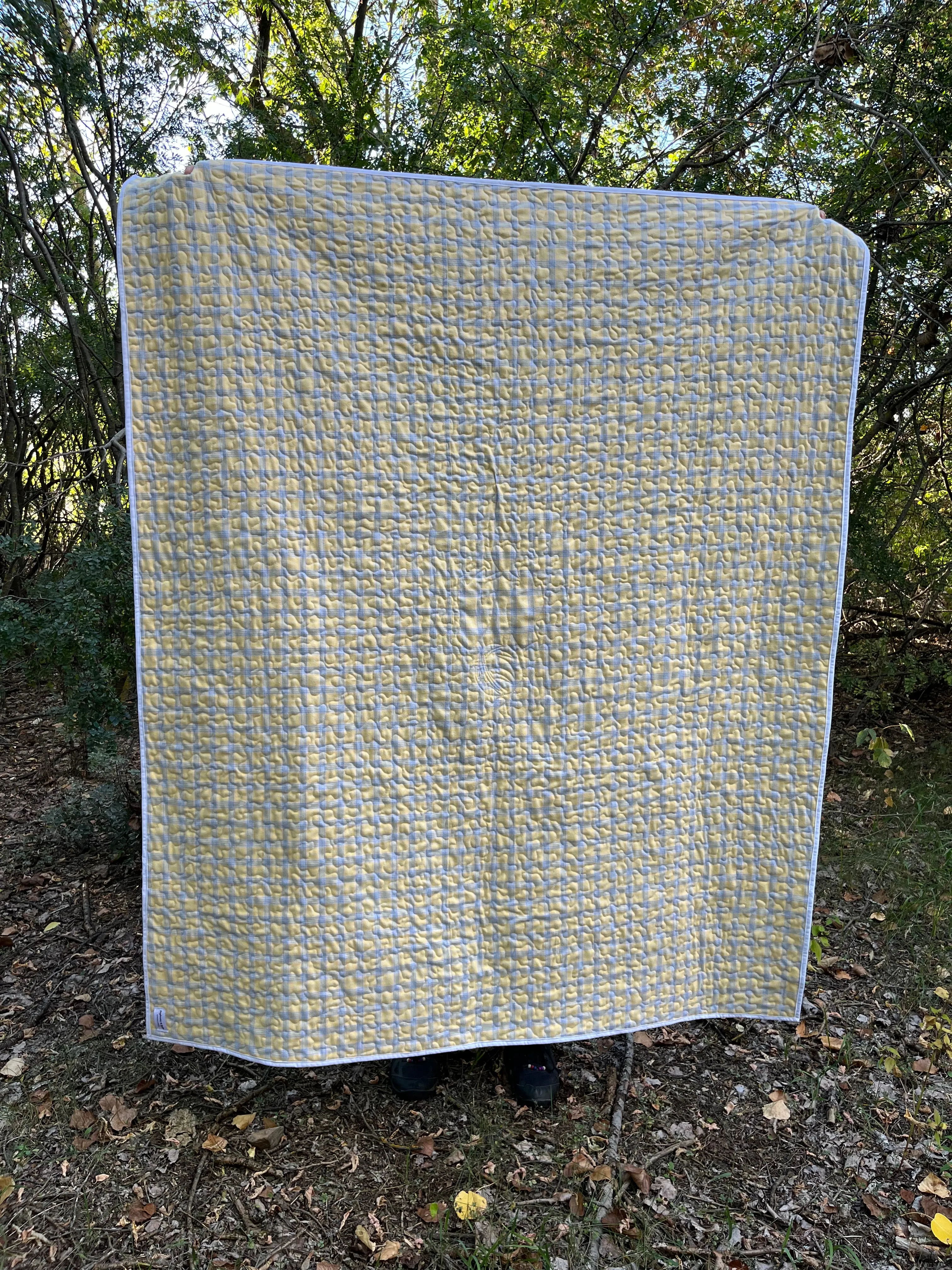 Yarn Themed Throw Quilt 60” x 72”