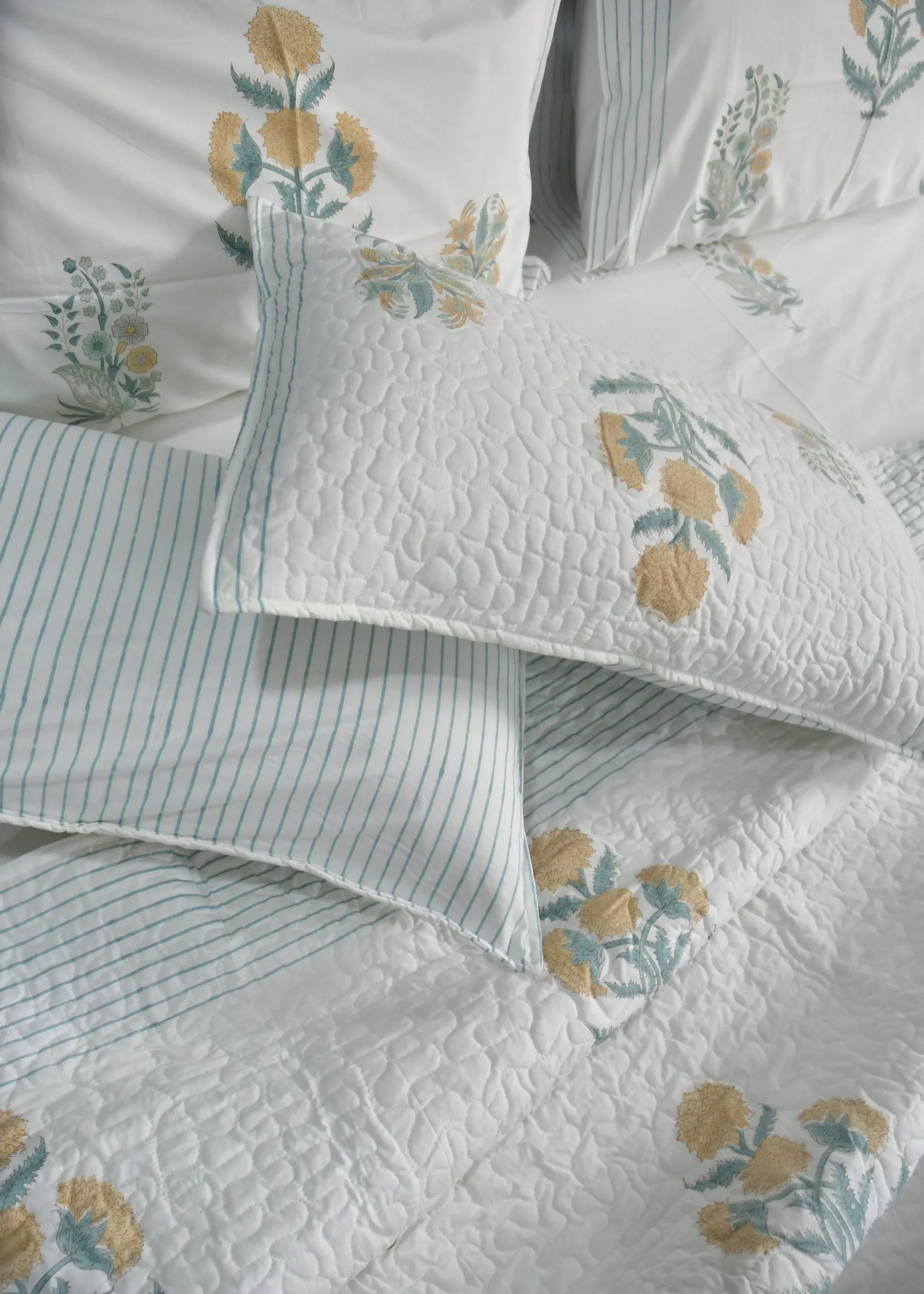 Yellow Poppy Bedding set